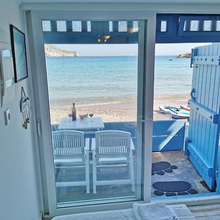 Blue Mare Apartments On The Beach Firopotamos Oda fotoğraf