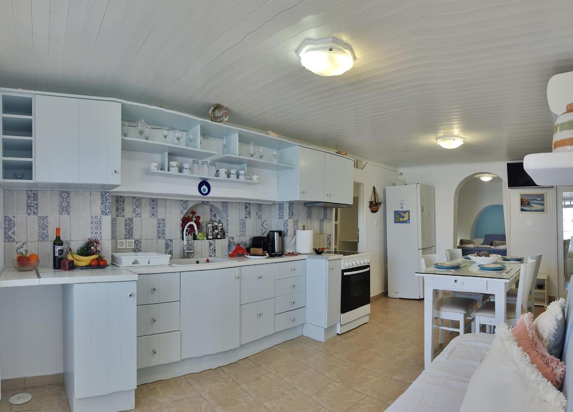 Blue Mare Apartments On The Beach Firopotamos Oda fotoğraf