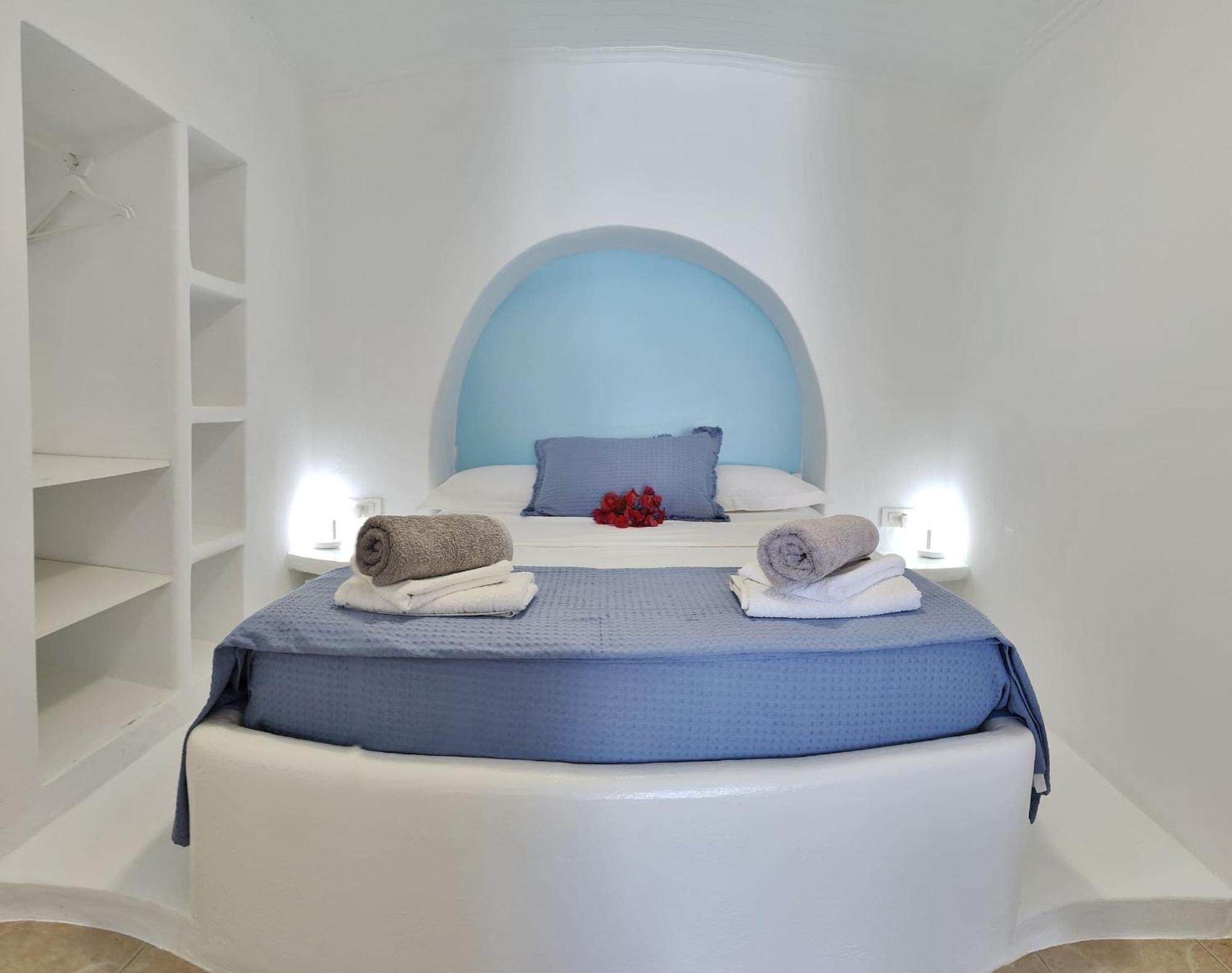 Blue Mare Apartments On The Beach Firopotamos Oda fotoğraf