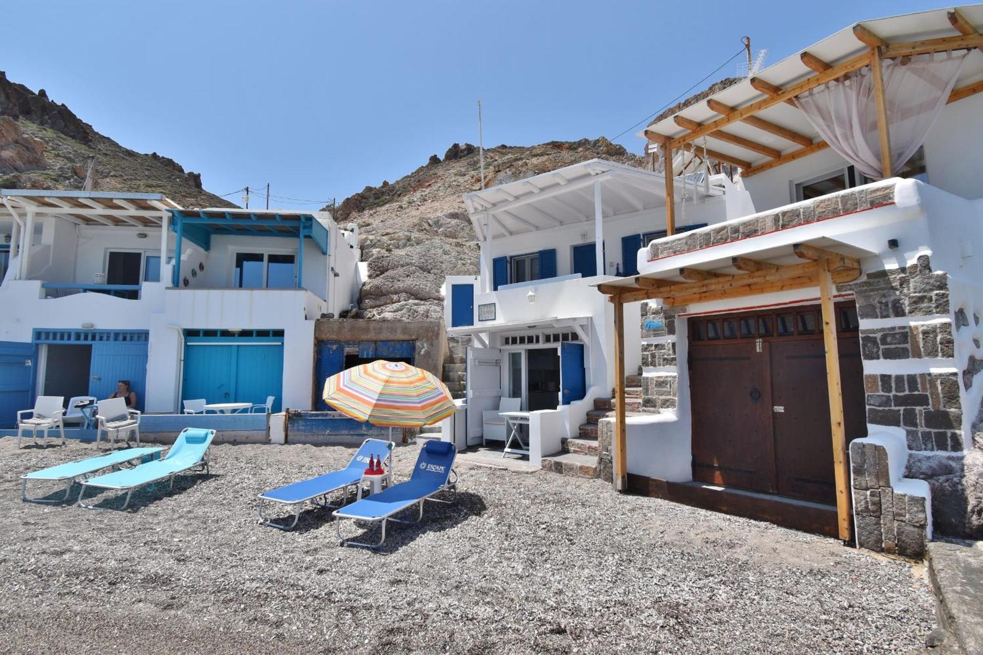 Blue Mare Apartments On The Beach Firopotamos Oda fotoğraf