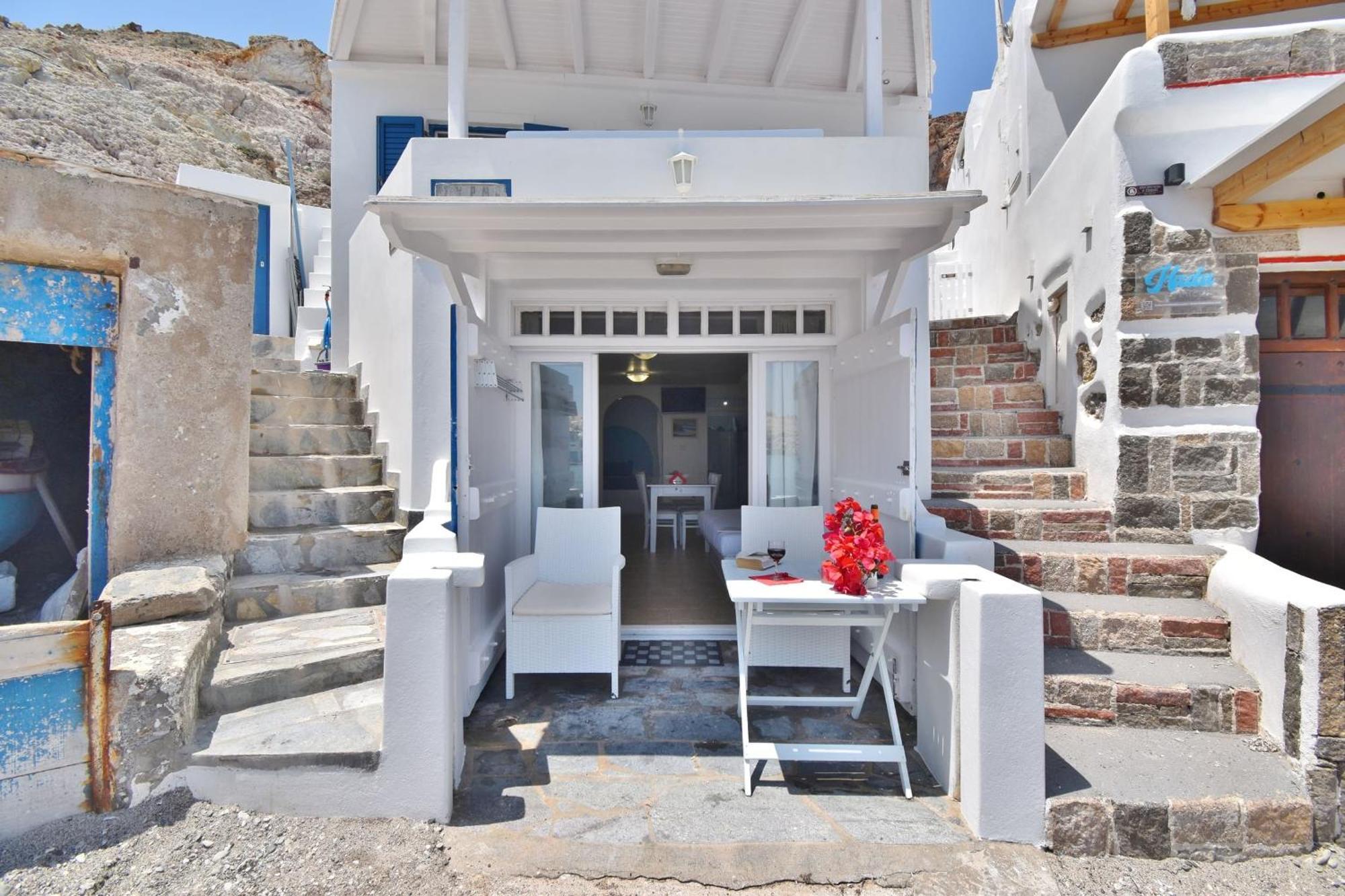 Blue Mare Apartments On The Beach Firopotamos Oda fotoğraf