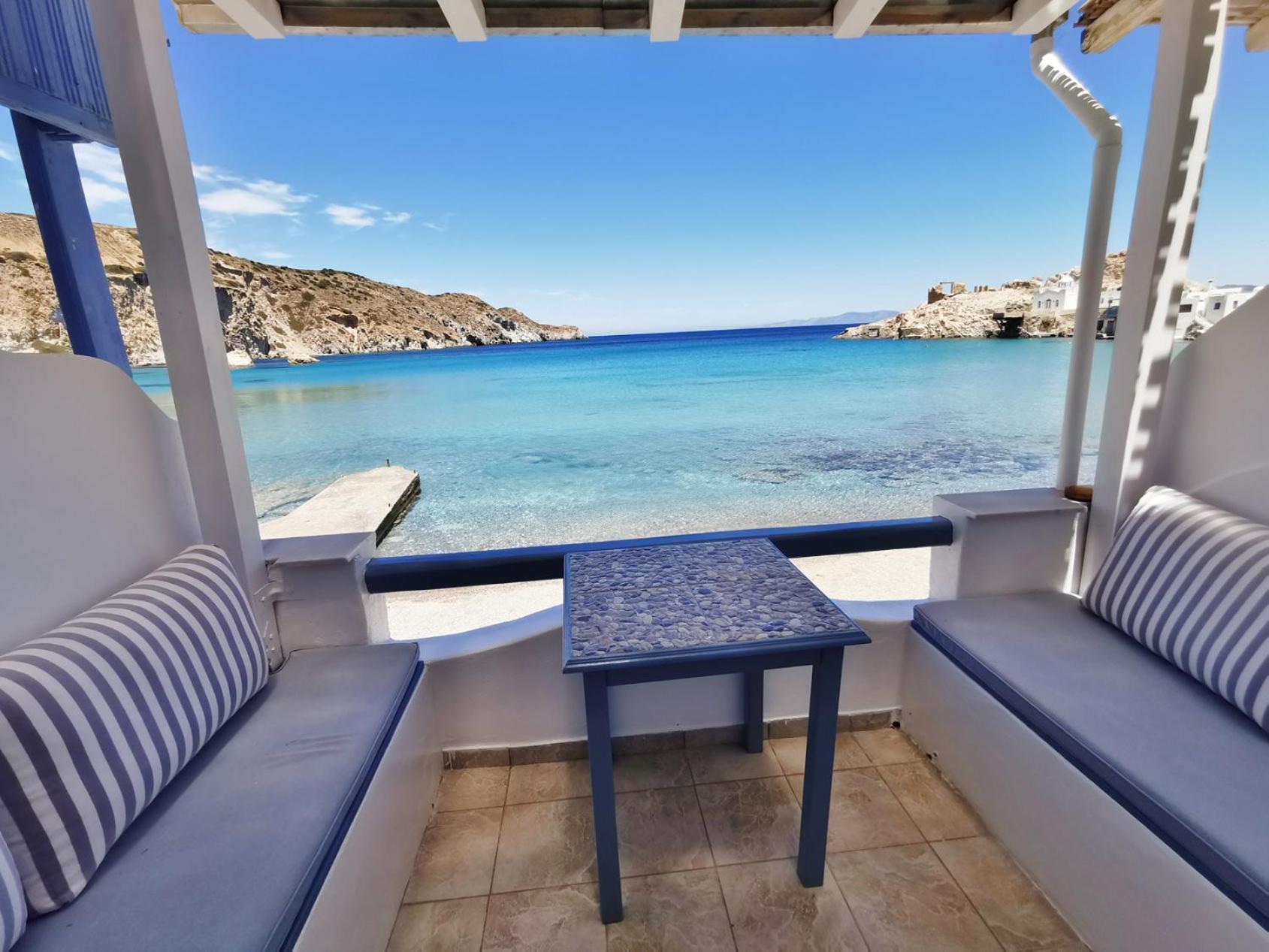 Blue Mare Apartments On The Beach Firopotamos Oda fotoğraf