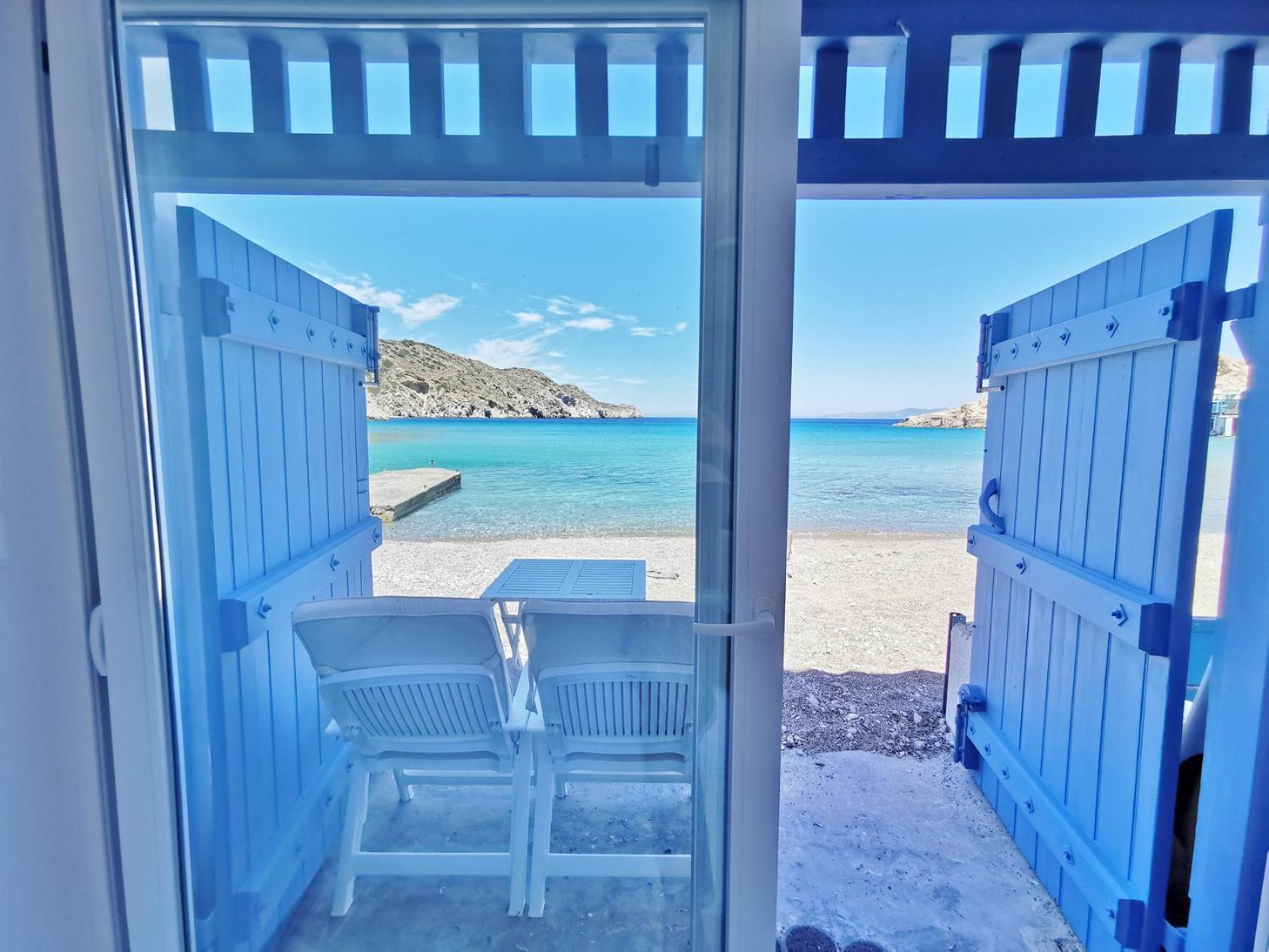 Blue Mare Apartments On The Beach Firopotamos Oda fotoğraf