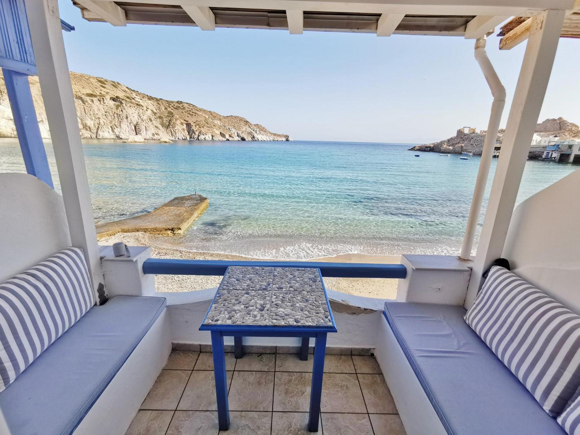 Blue Mare Apartments On The Beach Firopotamos Oda fotoğraf