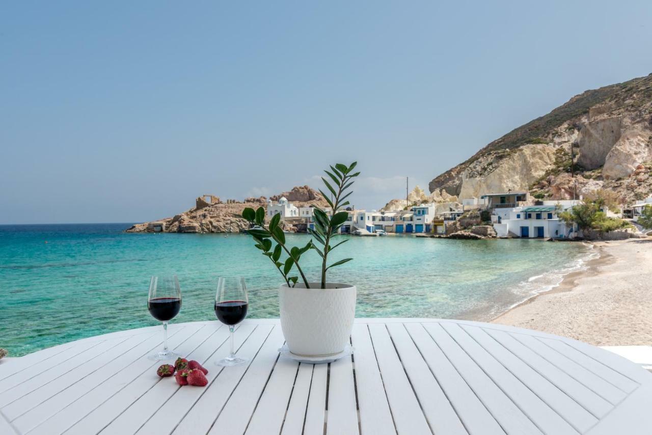 Blue Mare Apartments On The Beach Firopotamos Dış mekan fotoğraf