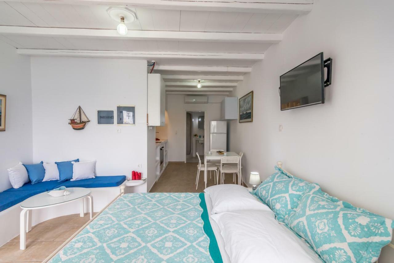 Blue Mare Apartments On The Beach Firopotamos Dış mekan fotoğraf